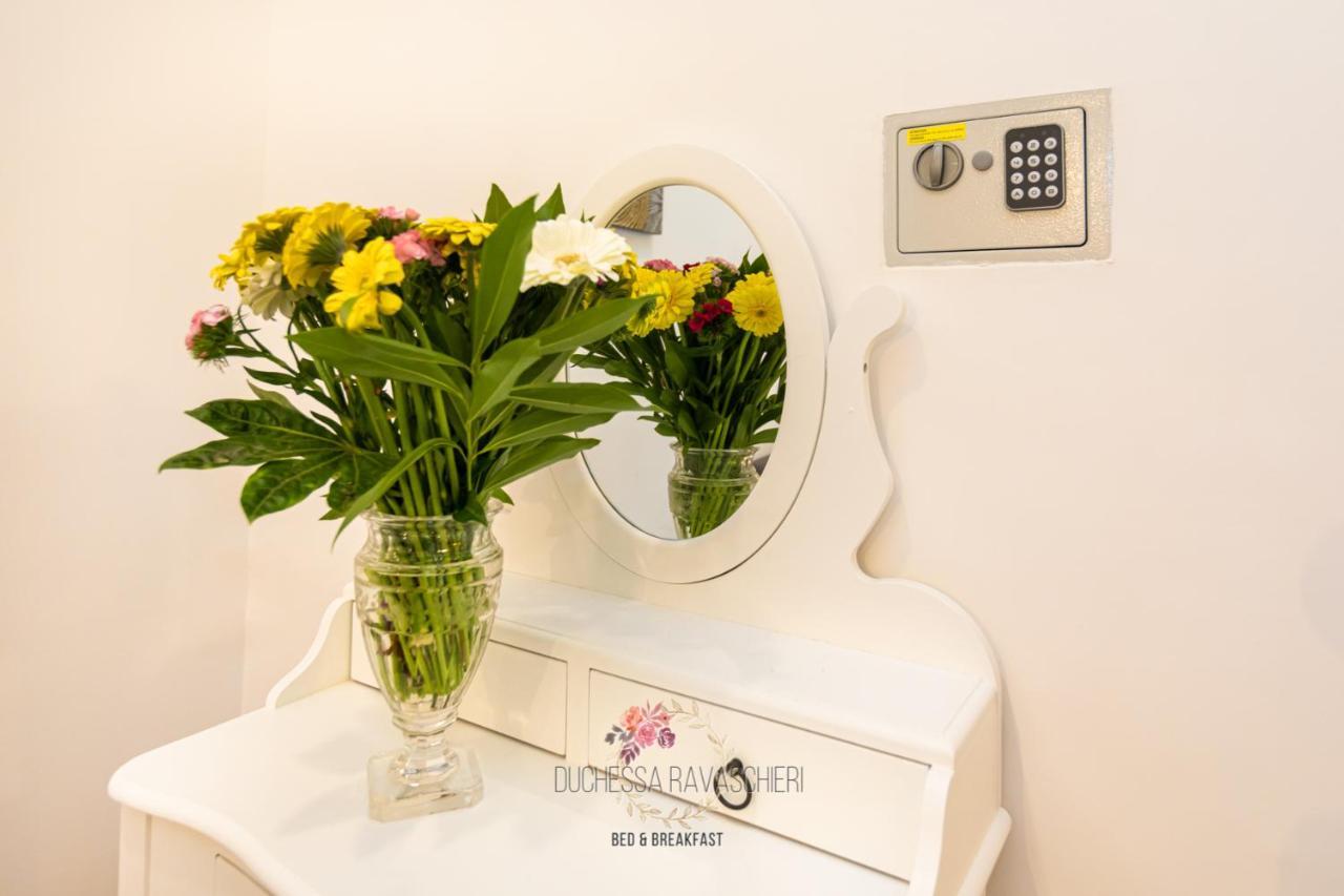 Duchessa Ravaschieri Bed And Breakfast Napoli Ngoại thất bức ảnh